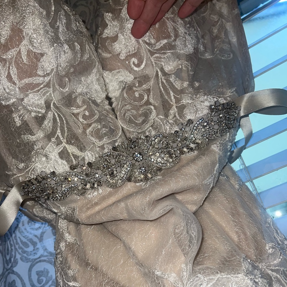 Martina Liana Wedding Dress - Picture 5 of 5